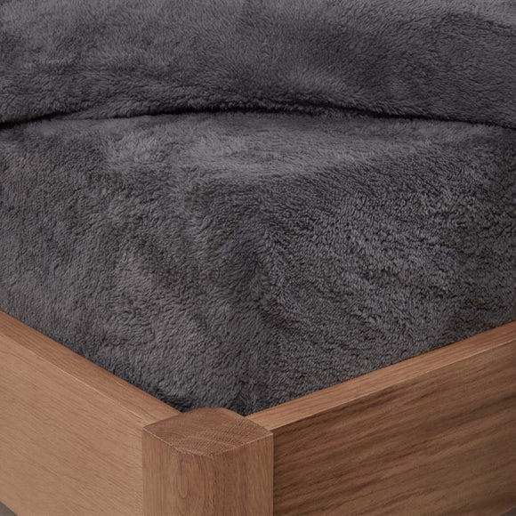 Brentfords Teddy Fleece Fitted Bed Sheet Plain Thermal Warm Soft Luxury Bedding, Charcoal Grey - Double Brentfords